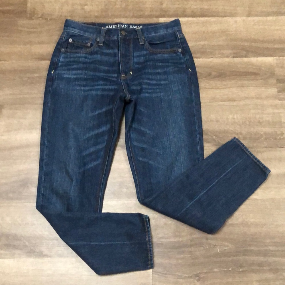 American Eagle Outfitters Vintage Hi-Rise Jeans size 4R